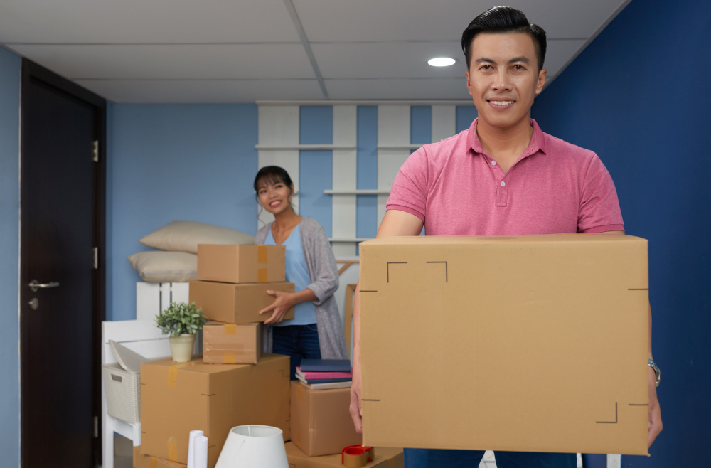 Cheaper to Hire Movers During the Week: All You Need to Know